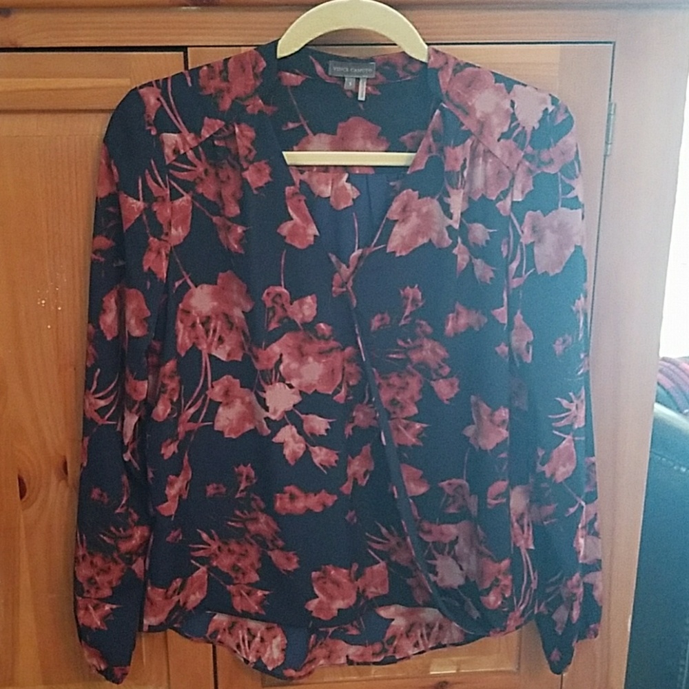 Vince Camuto blouse